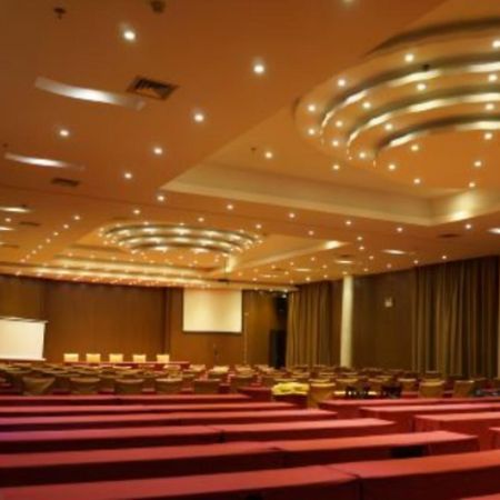 Xilaifeng Hotel Nanning Buitenkant foto